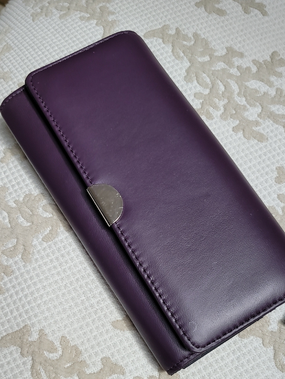 Apt.9 RFID, Safe Keeper Wallet Long Trifold Purple Genuine Leather .